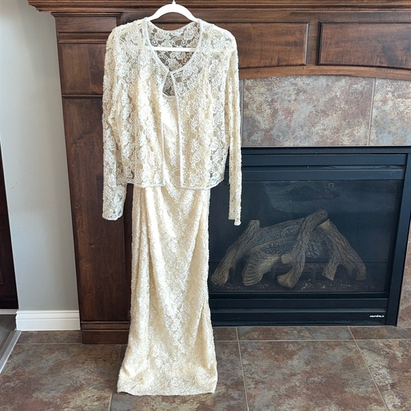 Vintage Dresses & Skirts - Absolutely stunning vintage Stenay wedding gown/jacket ivory all over beads M/L